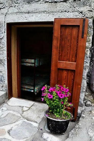 Bed and Breakfast Rifugio Mello San Martino  Bed & Breakfast