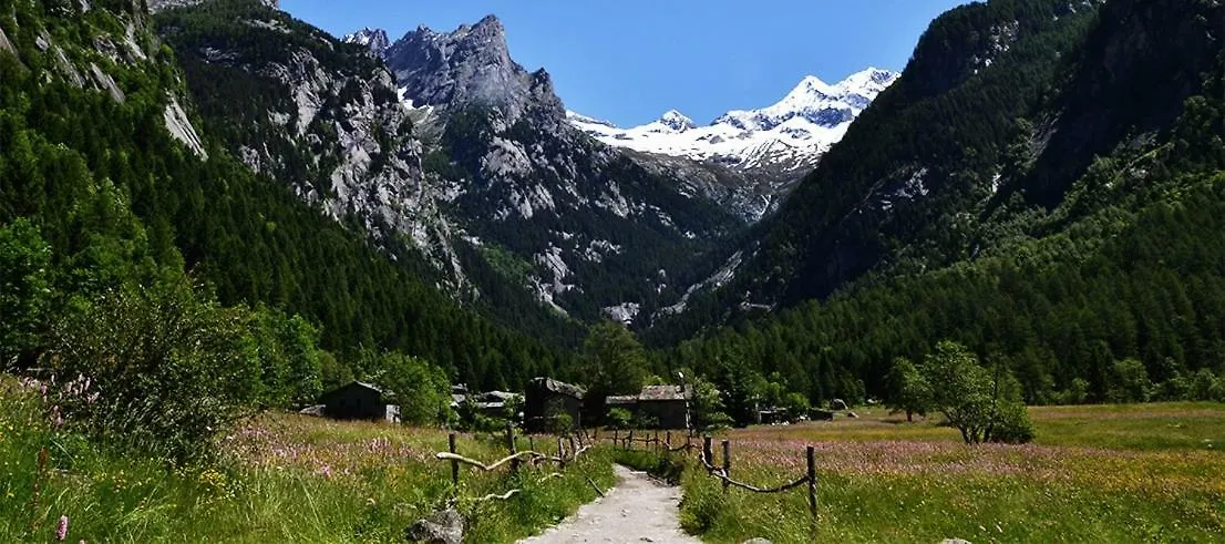 Rifugio Mello Bed and Breakfast San Martino